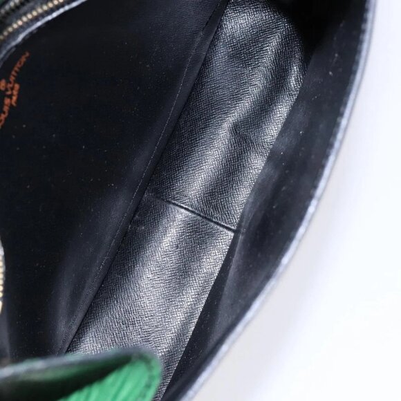 LOUIS VUITTON Epi Saint Cloud GM Shoulder Bag Green - Picture 12 of 15